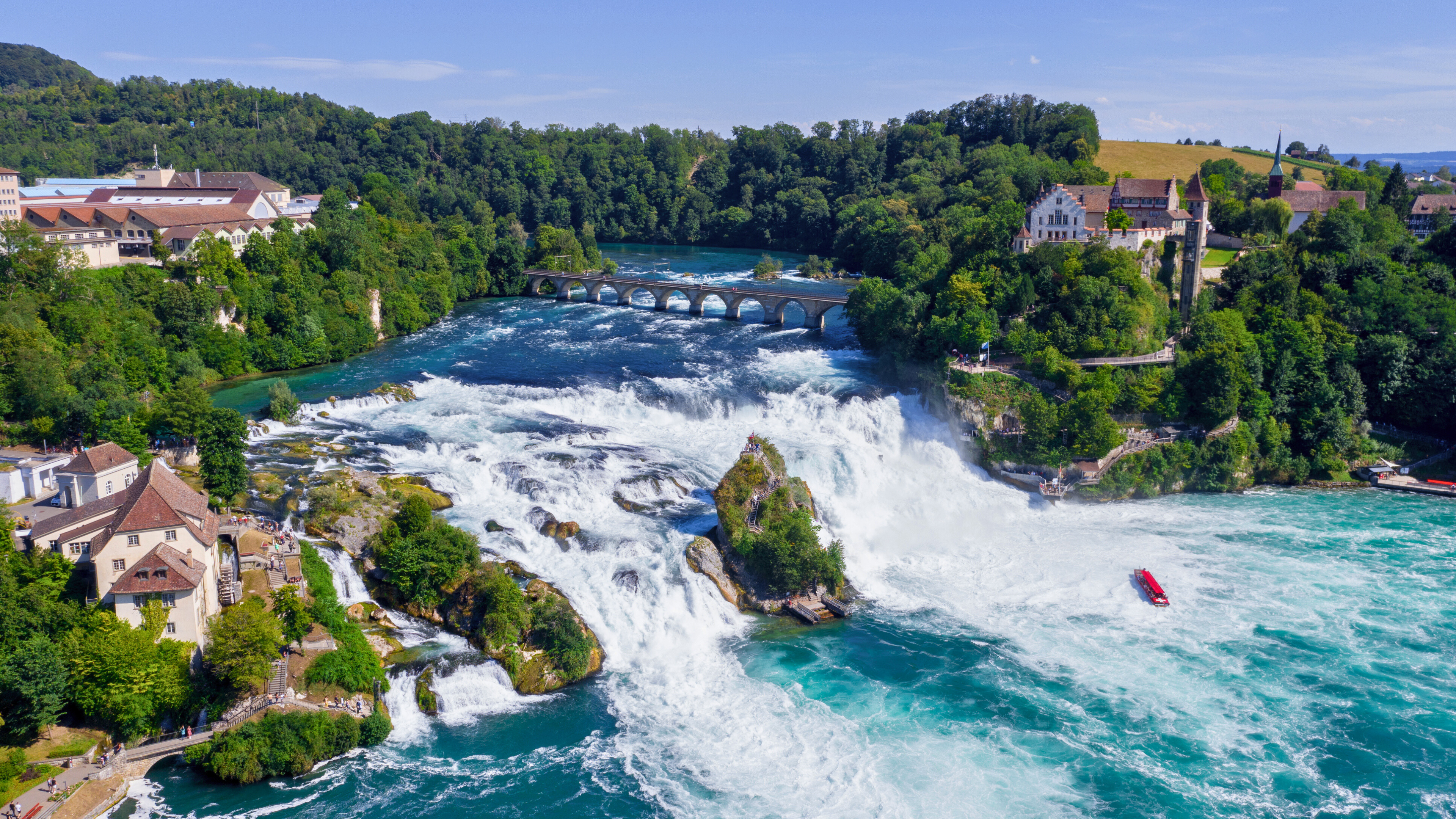 Lakes, Peaks and Railways of Switzerland Singles Tour - Image 5