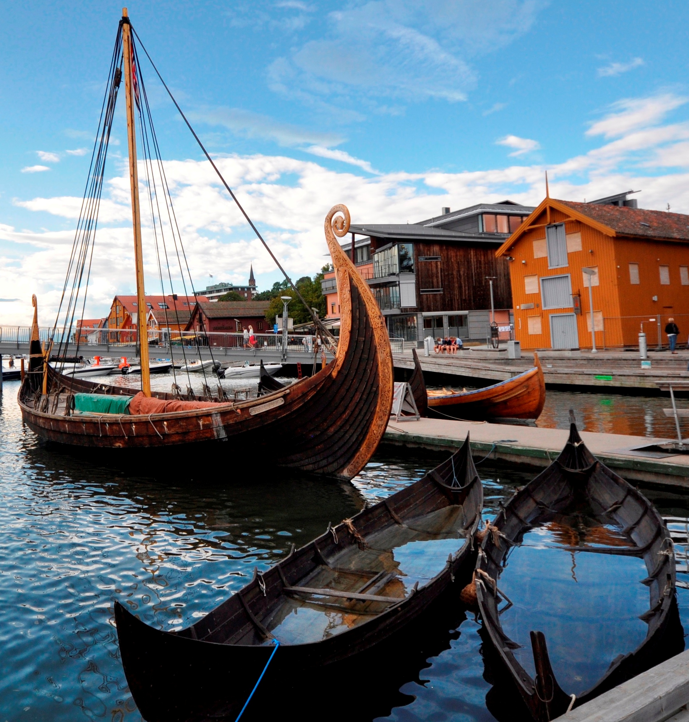 ancient boat Viking Viking ships, the history of shipbuilding