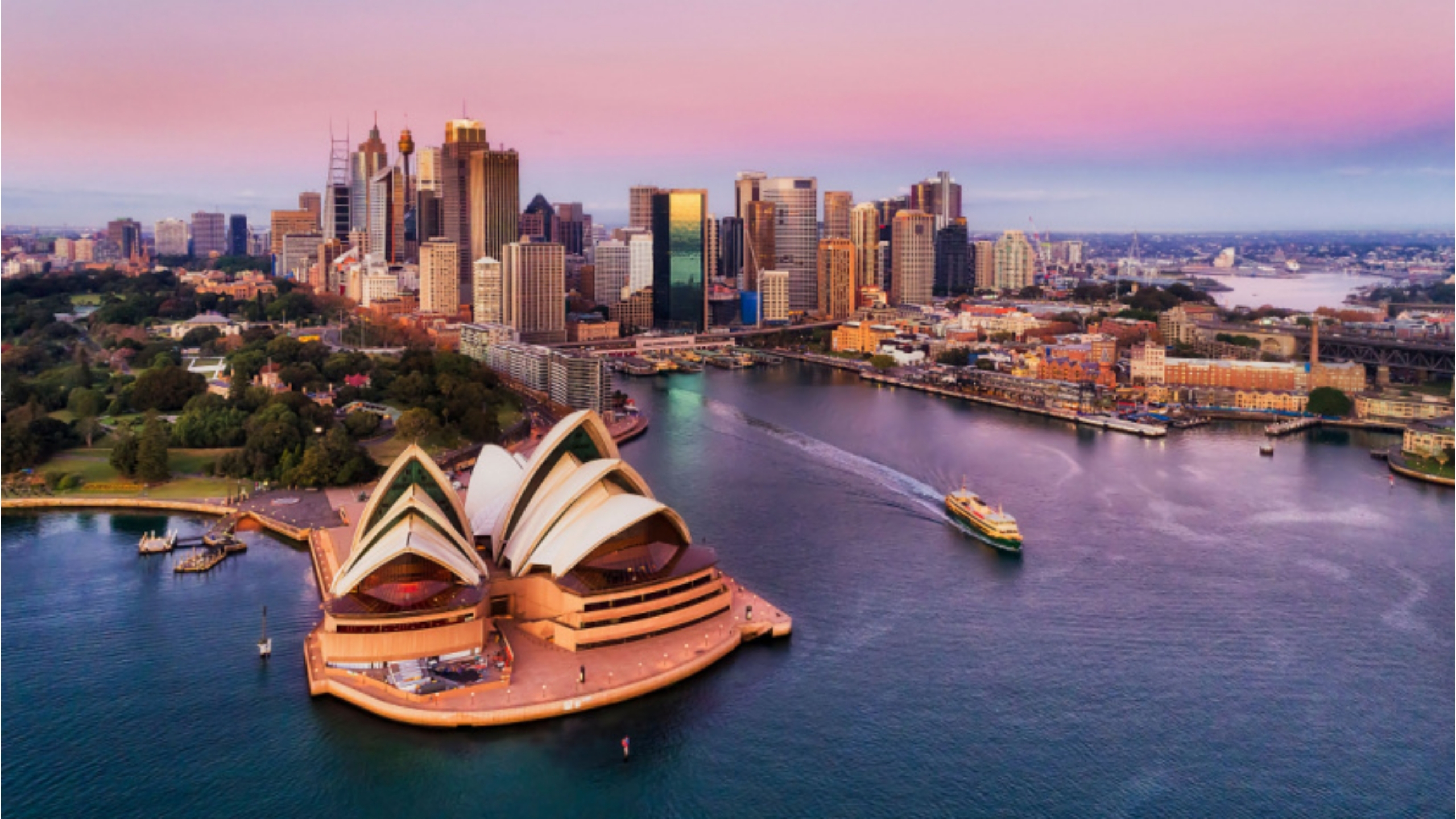 Solo travelers on a luxury cruise sailing from New Zealand to Australia with a stop in Sydney and visit to the opera house