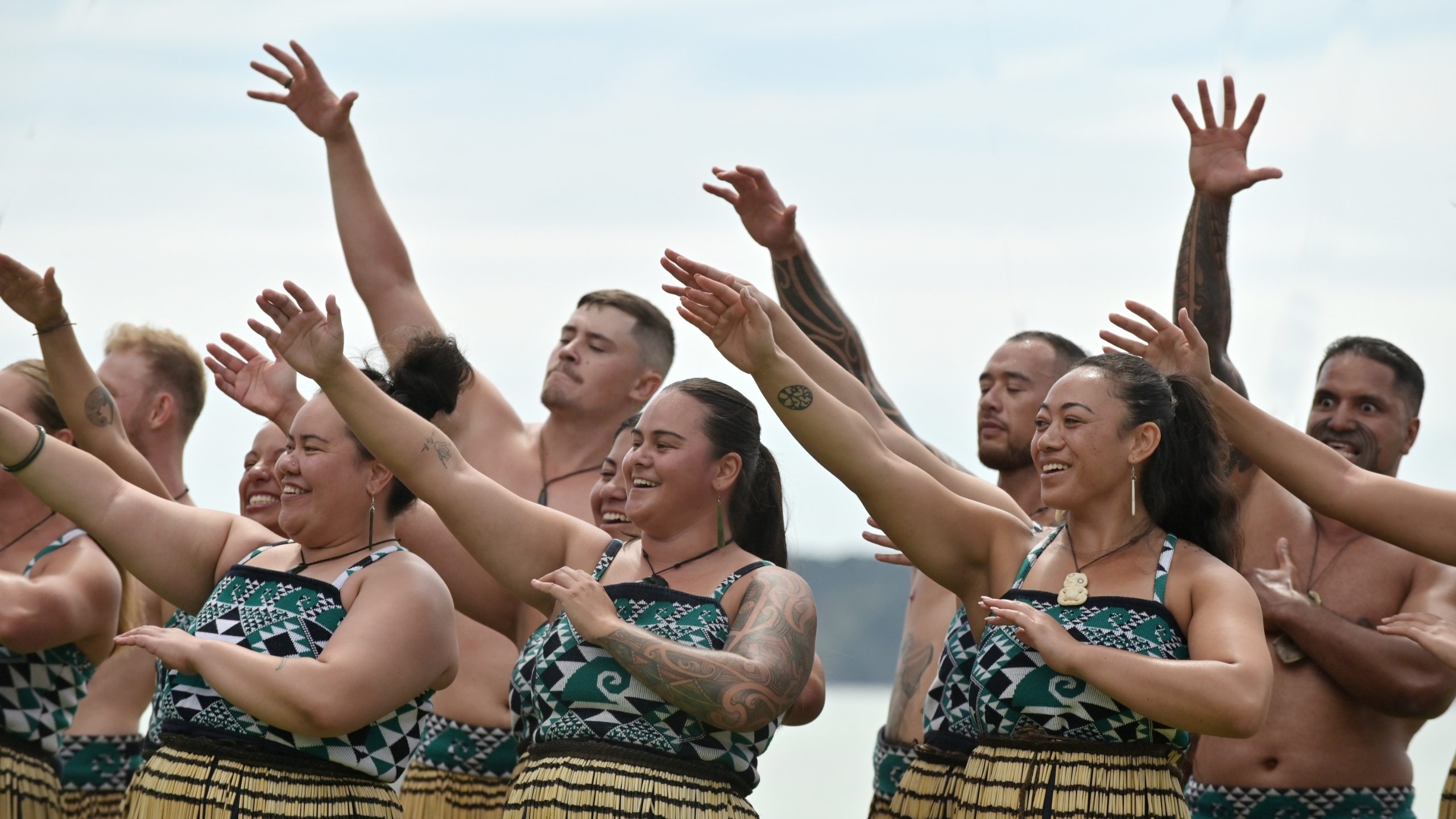 Solo travelers on a luxury New Zealand fjords singles cruise